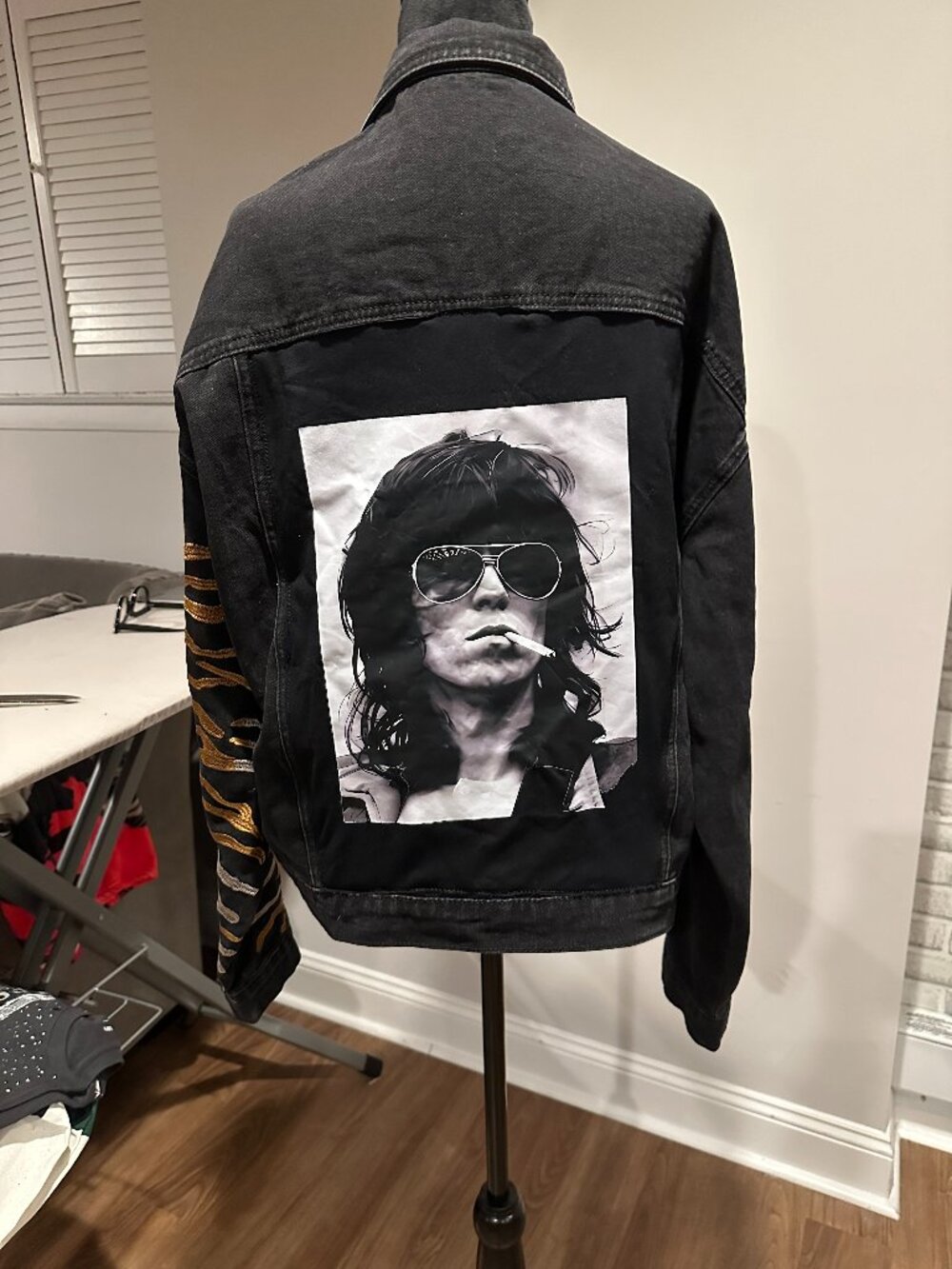 Keith Richards Rolling Stonees Black Denim Jean Jacket Embroidered tiger (XL)